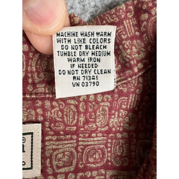 LL Bean Mens Aztec Mayan Cotton Short Sleeve Button-Down Shirt XL Tall XLT Red - Picture 5 of 9